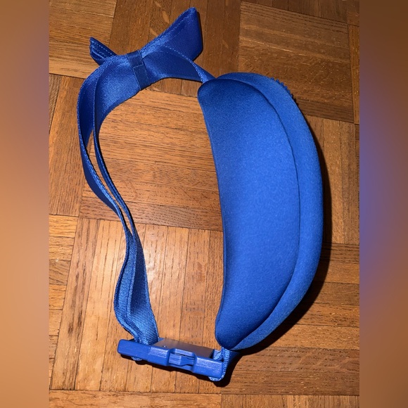 Dagne Dover Ace Fanny pack in deep sea blue - Picture 4 of 15